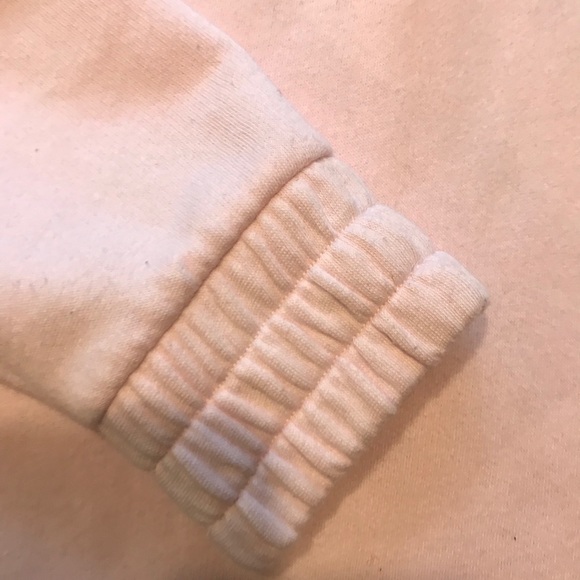 Pink sweatshirt pullover 💕 - Picture 5 of 6